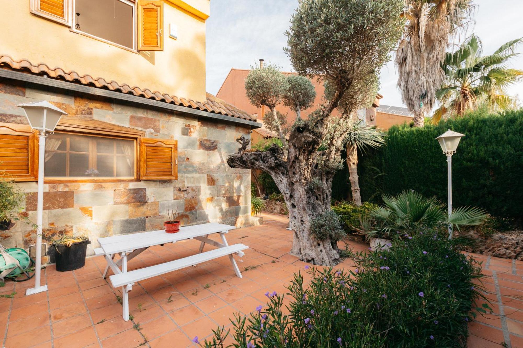 Chalet, Villa Rodeada De Naturaleza Piscina A Doce Klm De Valencia Y 7 Del Aeropuerto Exteriör bild